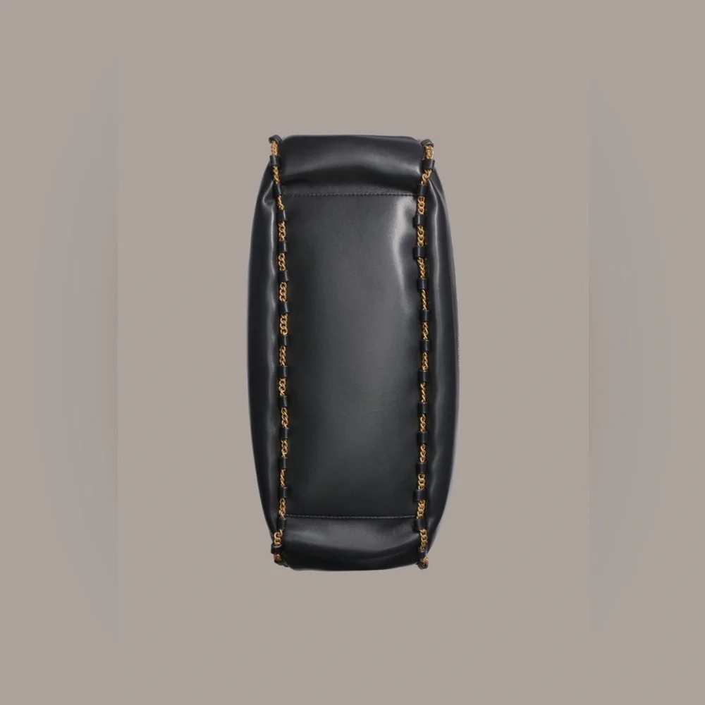 Donna Karan luxuriously sized